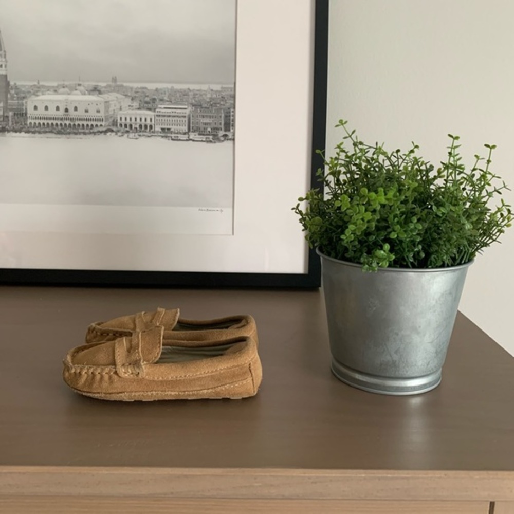BABY GAP suede loafers